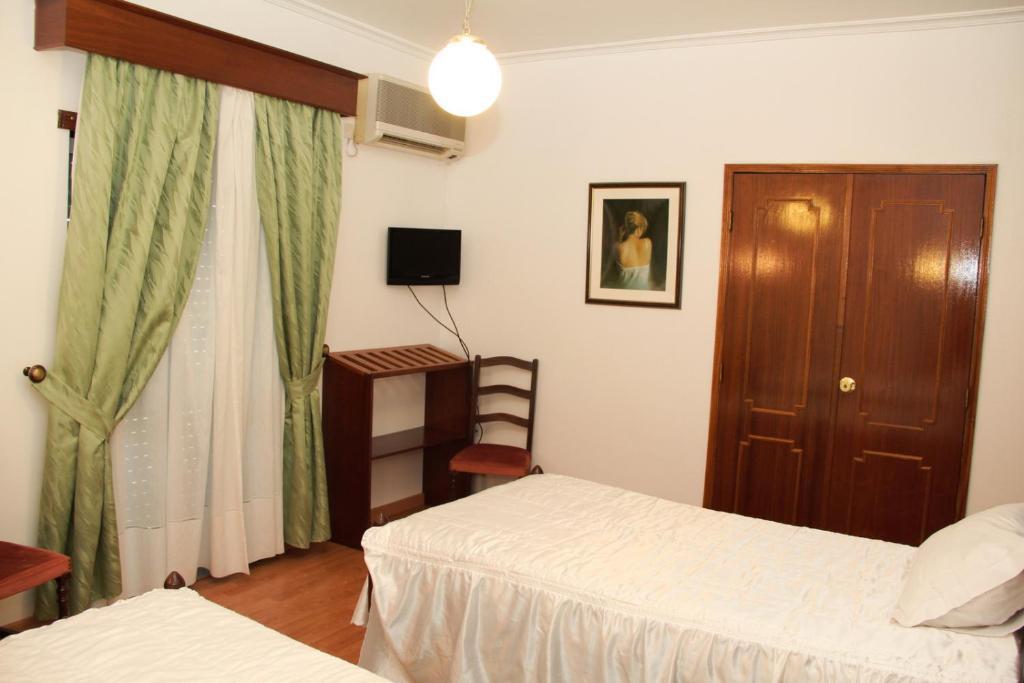 O Pelicano Bed & Breakfast Alfaiates Rom bilde
