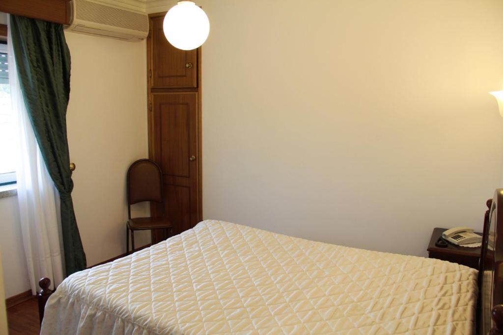 O Pelicano Bed & Breakfast Alfaiates Rom bilde