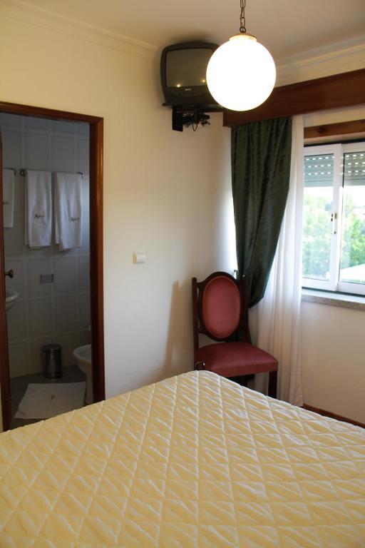 O Pelicano Bed & Breakfast Alfaiates Rom bilde